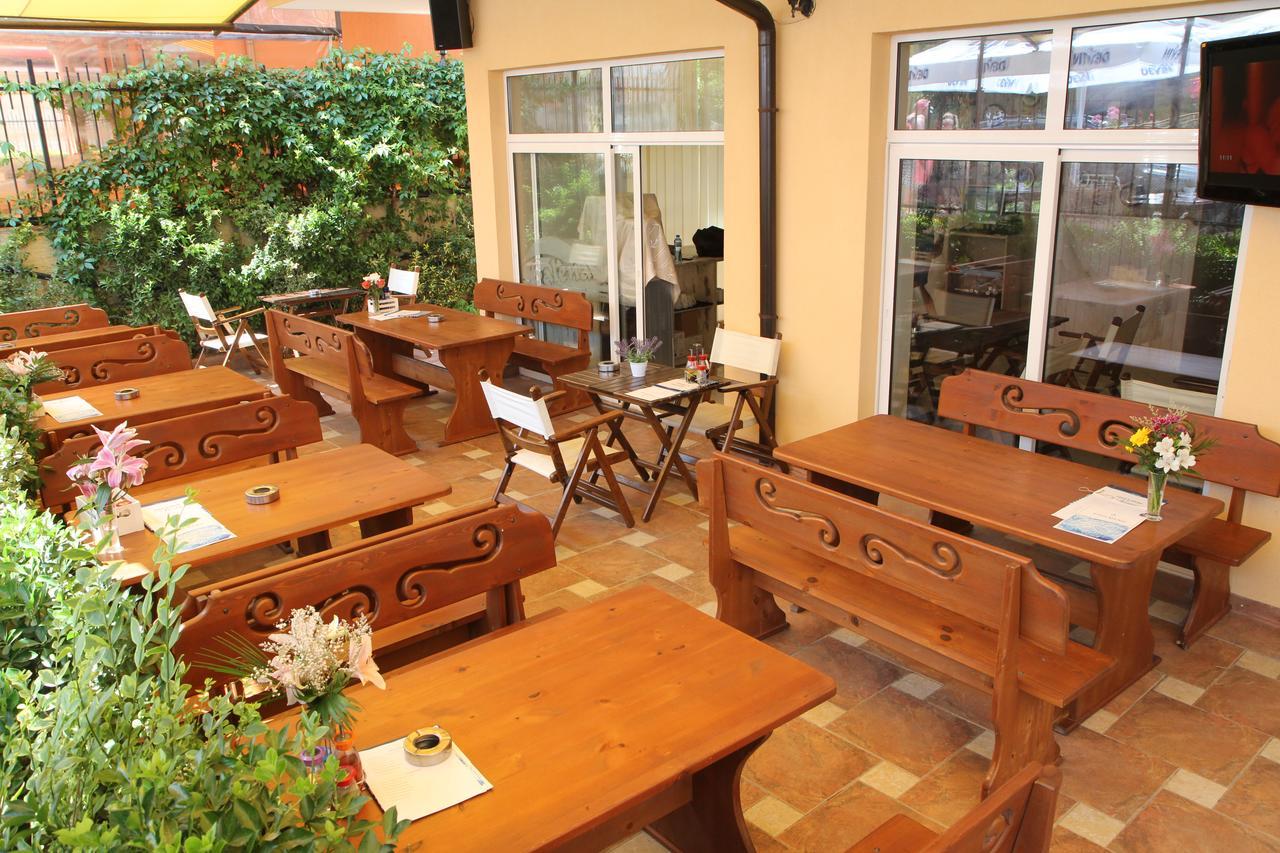 Salena Hotel Primorsko Extérieur photo