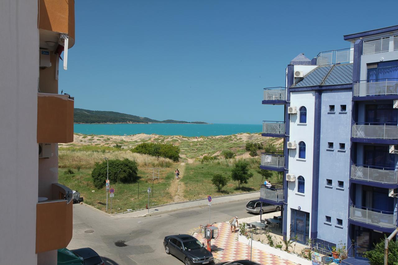 Salena Hotel Primorsko Extérieur photo