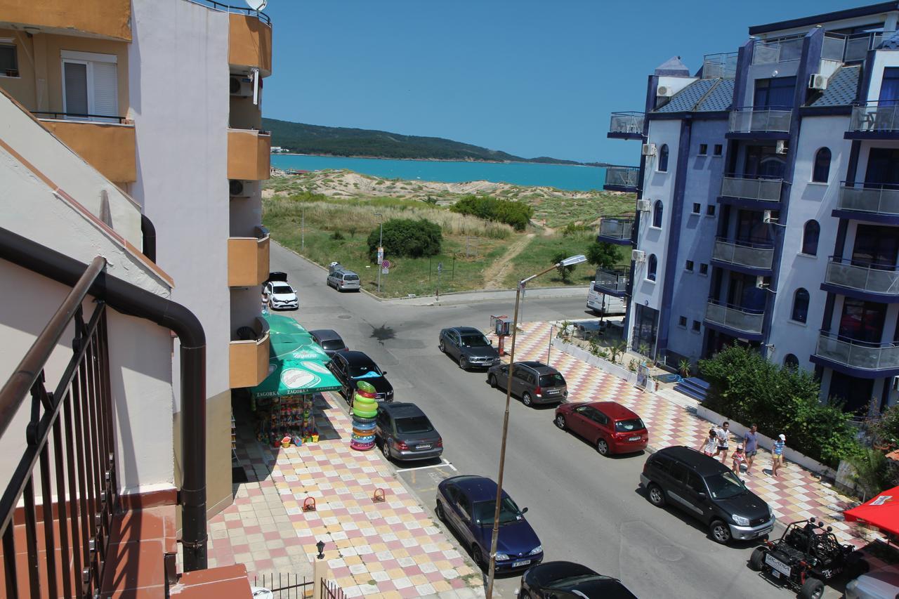 Salena Hotel Primorsko Extérieur photo